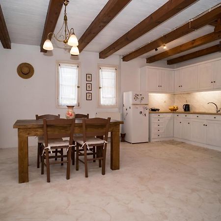 Jasmine House Guest House Tsilivi  Bagian luar foto